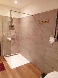 Hotels Logis Hotel Restaurant Cruzel : photos des chambres