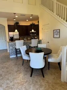 Paseo 8203 - Gateway