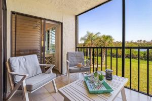 Lake Access, Community Pool, Tennis & Pickleball -Condo Lagoon Landing -Roelens