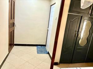 Comfy home near beach and eats!