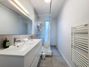 Appartement neuf, 4 Chambres ,Spacieux TV-WIFI