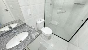 Apartamento Frente Mar na Praia das Astúrias - Lazer Total - 6 Pessoas