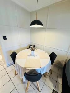 Mono y Estudio Urbano