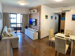 Ponta Verde 250m praia I Piscina I Garagem I Lírios 502