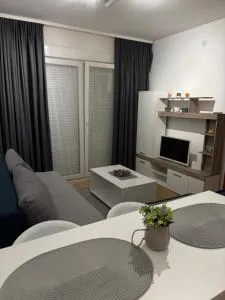 Boost Stay Apartment 1 - Reva