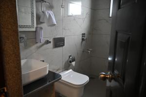 A R villa and cottage