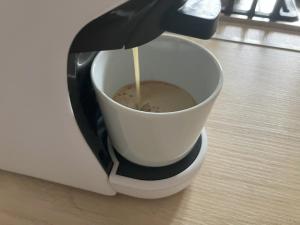 Poppy Flower Apartment