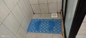 Sunny studio chic comfort near UN