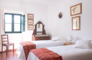 Two-Bedroom House room in Quinta do Rol