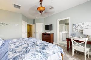 Sunset Island - 7 Fountain