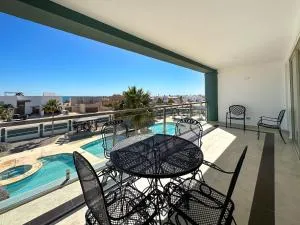 Modern Exclusive Condo with Pools & Tranquillity #309 - Las Conchas