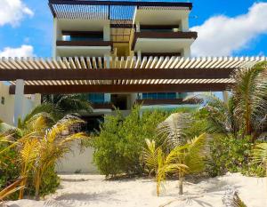 Kasos ground level apartment