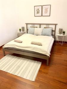 Apartment Vera - Old Town, AC, Balcony