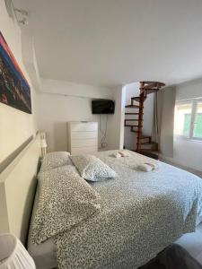 Morgagni Suites- Elegante bilocale con tram T1 sotto casa