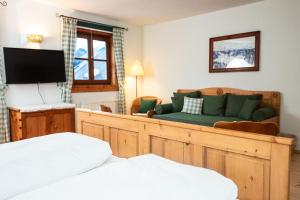 Superior Double Room room in Hotel-Gasthof Weitgasser