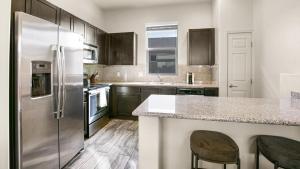 Landing at Oak Meadow - 1 Bedroom in Dallas
