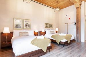 The Wallace Suite - Stratford