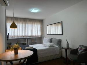 SH59 Estilo Conforto Simplicidade na Bela Cintra