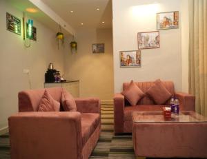 Hotel Nimantrana
