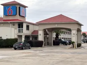 Studio 6 Sulphur LA - 萨尔弗