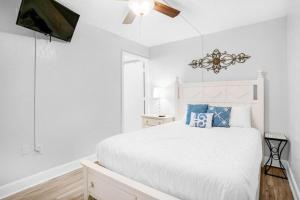 Emerald Sands Overlook - Moondrifter 605- Sleeps 6