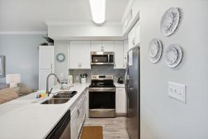 Celadon 1506 Beachfront 1 BR 2 BA sleeps 6