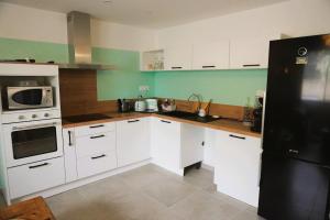 Appartements Lo- Ruino - Clim - 4 Pers - Plage - Prest -immo : photos des chambres