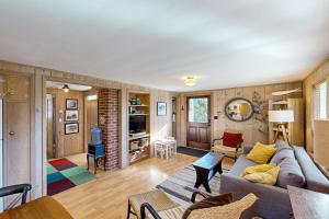 Mermaid House MCA 1456