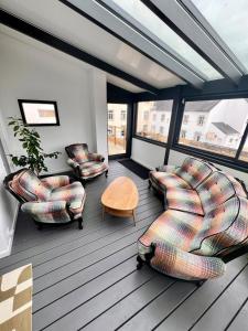 Grande maison avec jacuzzi couvert