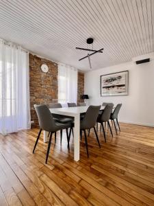 Villas Grande maison avec jacuzzi couvert : photos des chambres