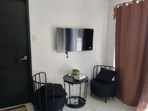 Condotel810byWVtowers1&2