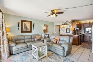 Summit 225 - Low floor beachfront - Sleeps 5