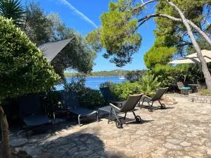 Villa Bocca Falsa & boat mooring - Čunski