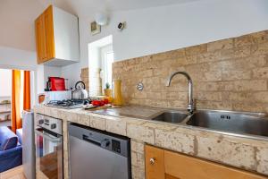Spanish Steps Luxury Apartment