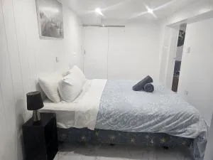 New & Cute one bedroom Flat - 上哈特