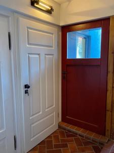 Altstadtwohnung mit Flair, 2 Zimmer, Küche, Bad, Kamin, 50 qm