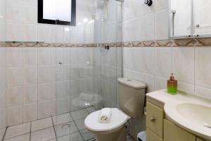 Otimo apto c excelente localizacao a 50m da praia