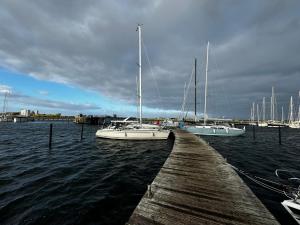 Hausboot Kaddi`s SunDREAM - Huus & Meer