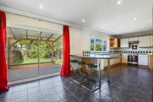 Entire house - Brent