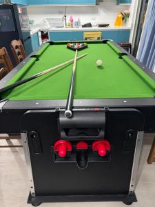 2BR Luxury Penthouse Christmas Stay with Wide Balcony and 7ft Billiards The Polaris Penthouse at Azure North