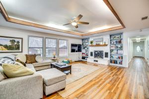 Home on Lake Fork Patio, Grill and Fire Pit!