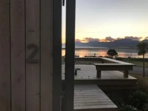 Lake Ferry Hotel Villas - Pirinoa