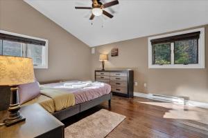 Serene Pocono Escape Hot Tub Lake Access