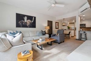 The Charter at Beaver Creek F2305