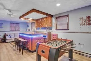 Mountain Holidays-Sleeps 18 Firepit Bar & Gameroom - وايت هافن