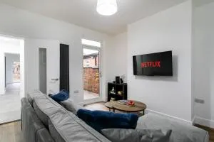 The Modern Retreat - Oadby