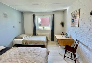 5 min walk to LEGO HOUSE - Two bedrooms with balcony