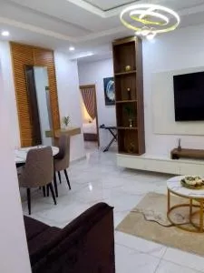 Flat 1 Block B Elizabeth Courts - Obanikoro