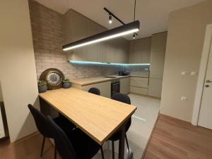 Premium Apartment 56