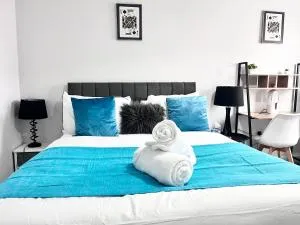 Stunning Holiday Home with Hot tub & Pool Table - Chartham